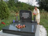 P8190020  Aunt Marika at Uncle Tibi's grave